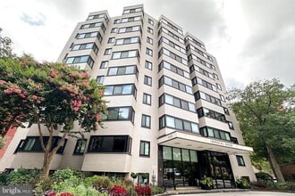 Building Photo - 1601 18th St NW