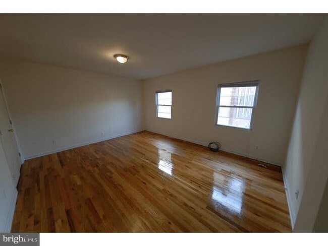 Foto del edificio - 2822 Ogden St