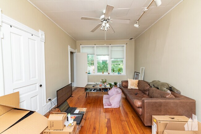 Foto del edificio - 1421 W Fletcher St