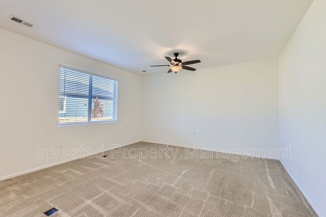 Building Photo - 423 Vis Clf Ct