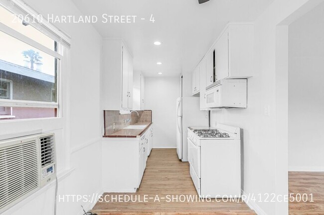 Building Photo - 20610 Hartland St