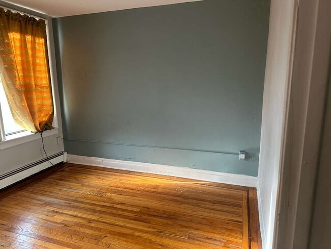 Bedroom - 144 Old Bergen Rd