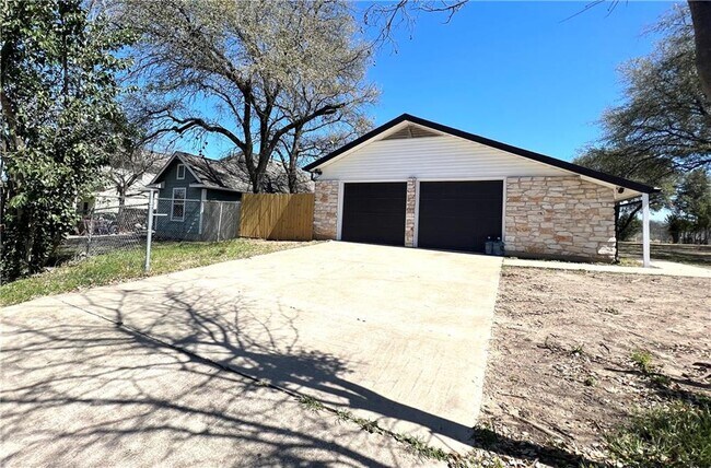 Foto del edificio - 1012 E St Johns Ave