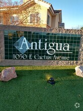 Building Photo - 1050 E Cactus Ave