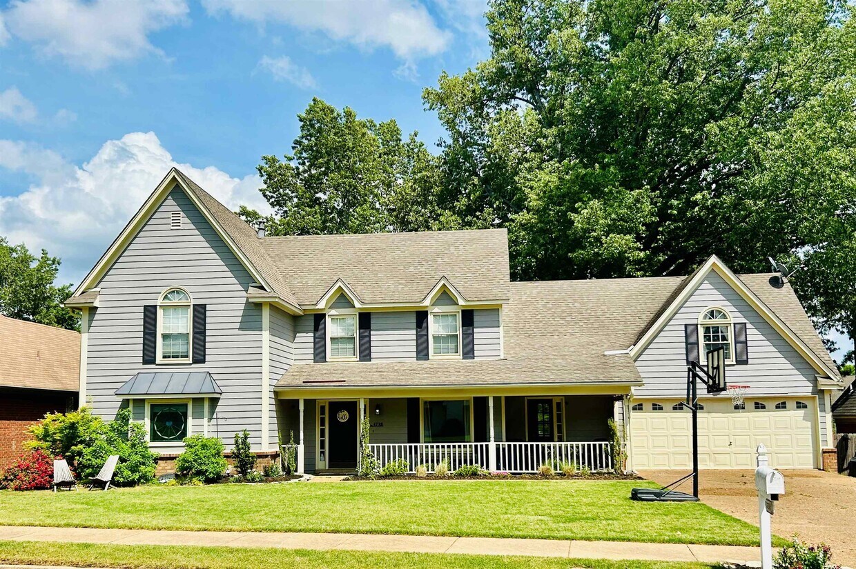 Foto principal - 3738 Brook Trail Ln