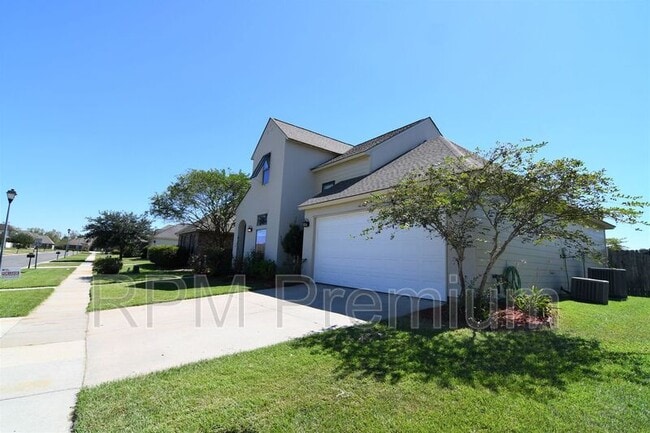 Foto del edificio - 2582 Boudreaux Ave