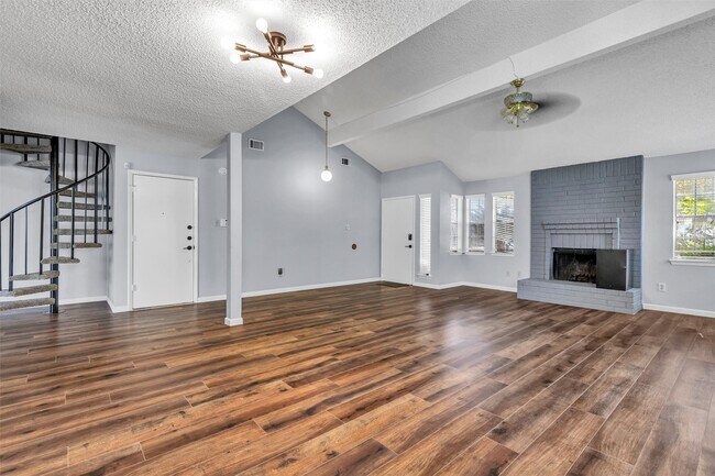 Foto del edificio - 3407 Pecan Point Dr