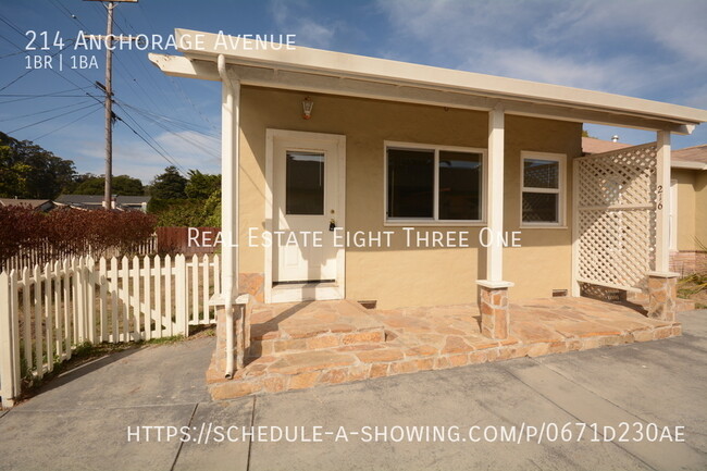 Building Photo - Classic Pleasure Point Beach House 1 bed /...