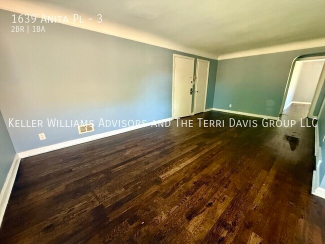 Building Photo - 1639 Anita Pl