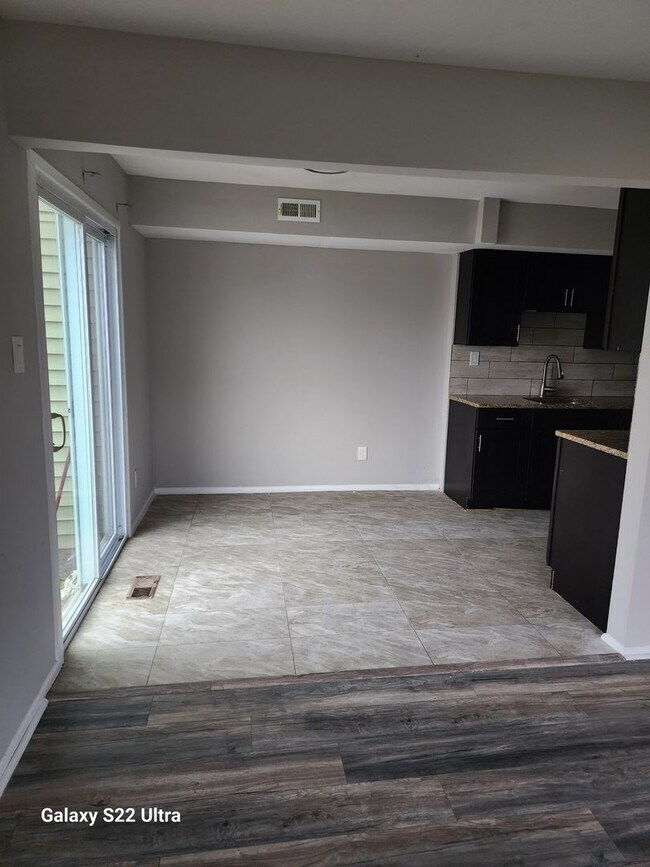 Building Photo - "Charming 3 Bedroom Home for Rent in Quiet...