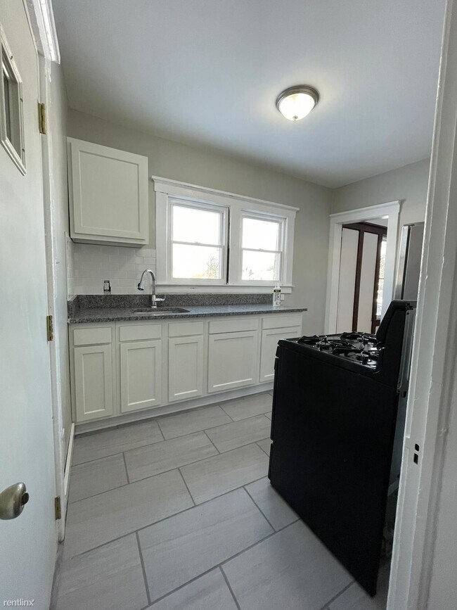 Building Photo - 3 br, 1 bath House - 7633 Woodrow Wilson St