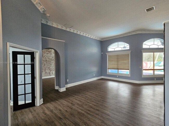 Foto del edificio - 13955 NW 22nd Ct
