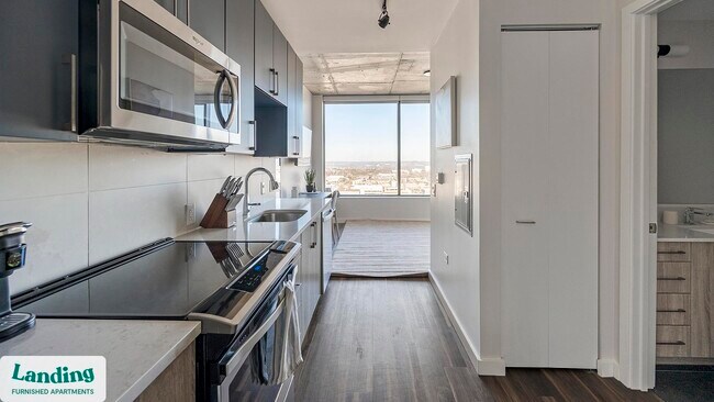 Building Photo - 2010 West End Ave