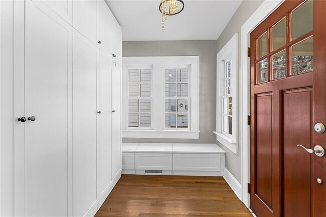 Building Photo - 1219 State St NW