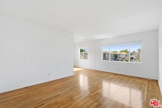 Foto del edificio - 4100 Wade St