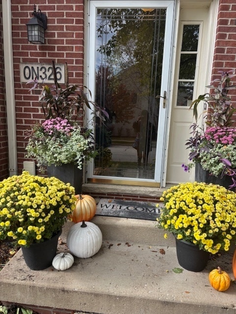 Building Photo - 0N326 Baker Dr