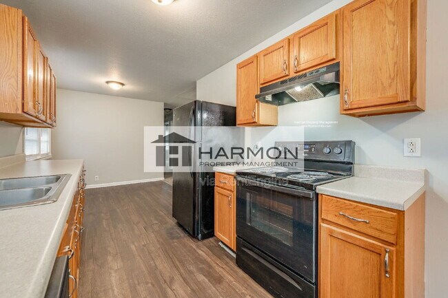 Foto del edificio - 4516 S Elizabeth Ave