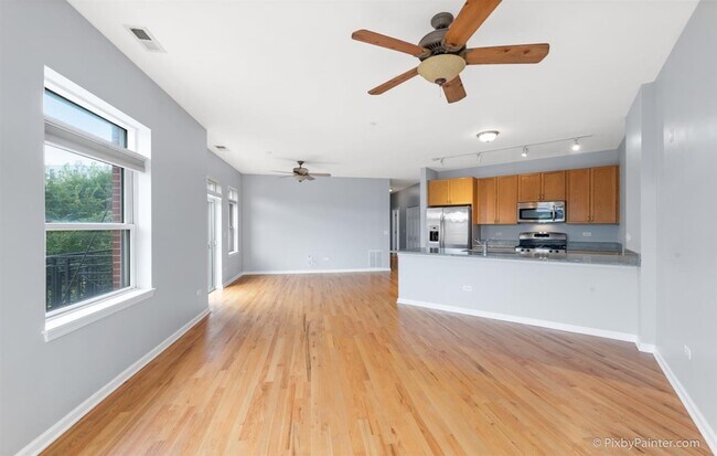 Foto del edificio - 757 W 14th Pl