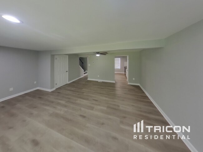 Foto del edificio - 9226 Throgmorton Rd
