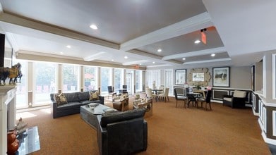 Woodlake Oaks Apartments photo'