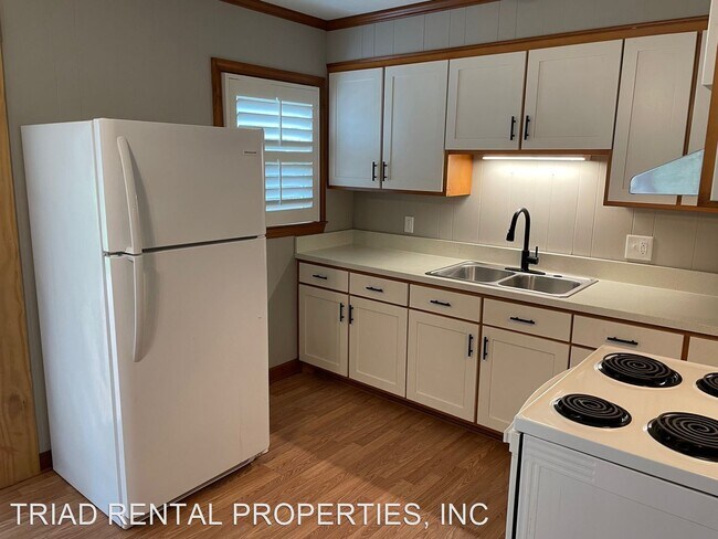 Foto del edificio - 2 br, 1 bath House - 613 E. CARDINAL ST
