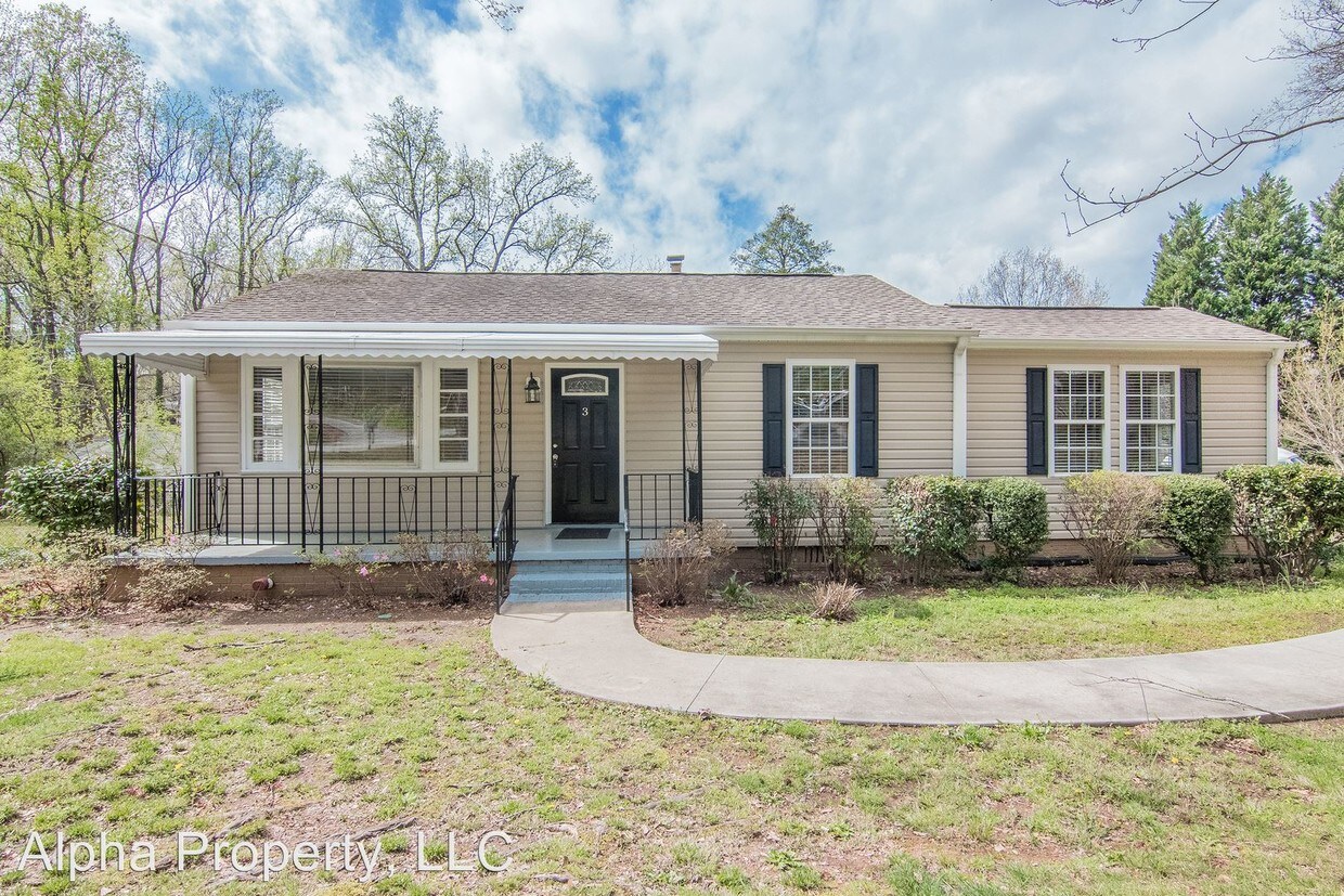 3 Pisgah Dr, Greenville, SC 29609 House Rental in Greenville, SC