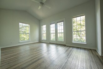 Building Photo - San Remo Apartments