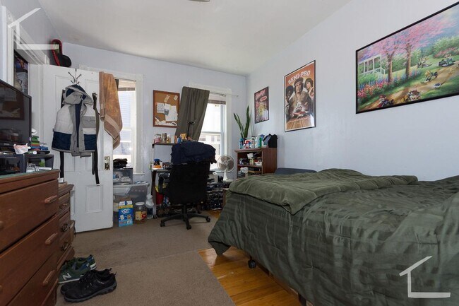 Foto del edificio - 160 Hillside St