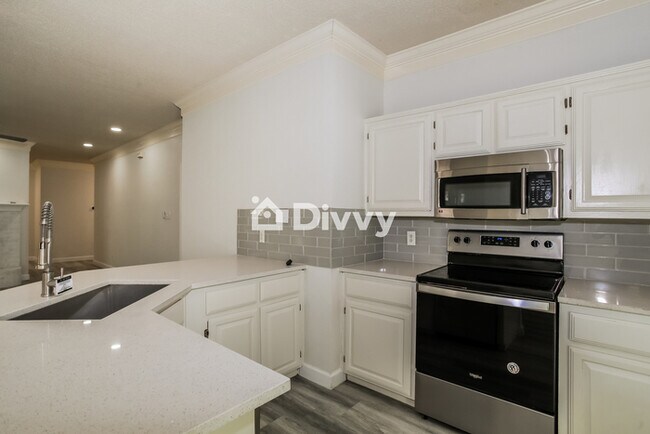 Foto del edificio - 1718 Creekway Dr, Lewisville, TX 75067, USA