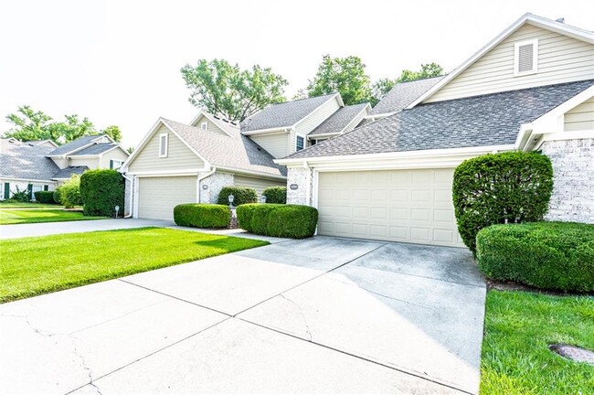 Foto del edificio - 5731 Spruce Knoll Ct