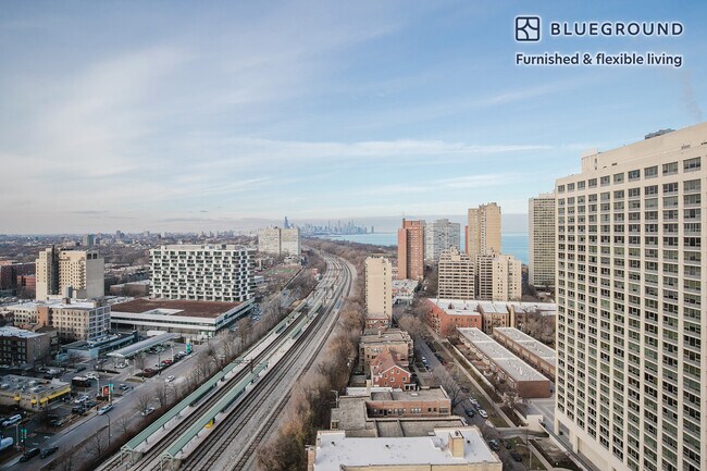 Foto del edificio - 5252 S Cornell Ave