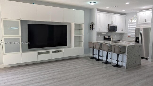 Building Photo - 14114 SW 51st Ln