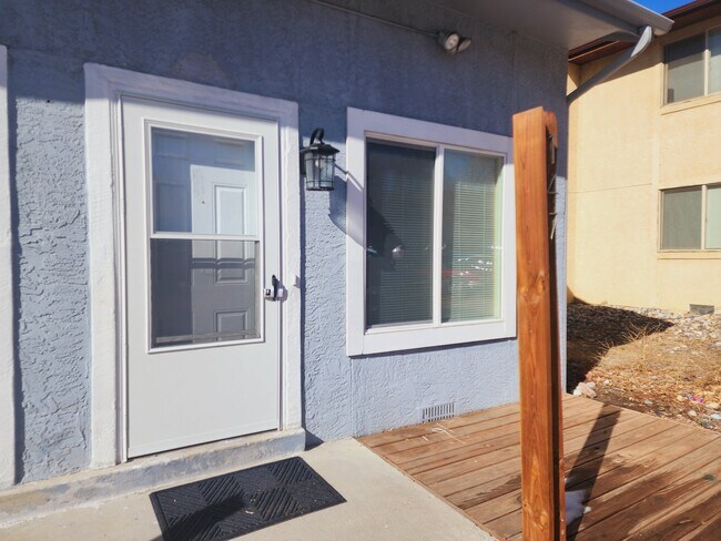 Foto del edificio - 147 Wellington St