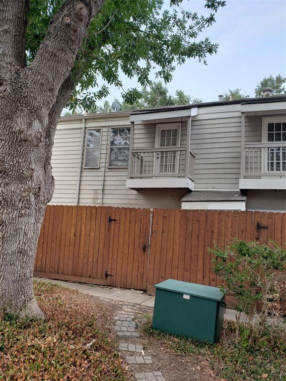 11710 Southlake Dr Unit 15, Houston, TX 77077 Condo for Rent in Houston, TX