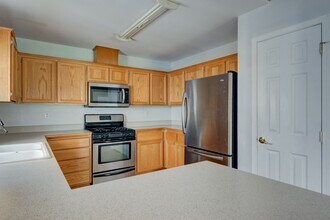 Building Photo - 1101 NE Big Berry Loop