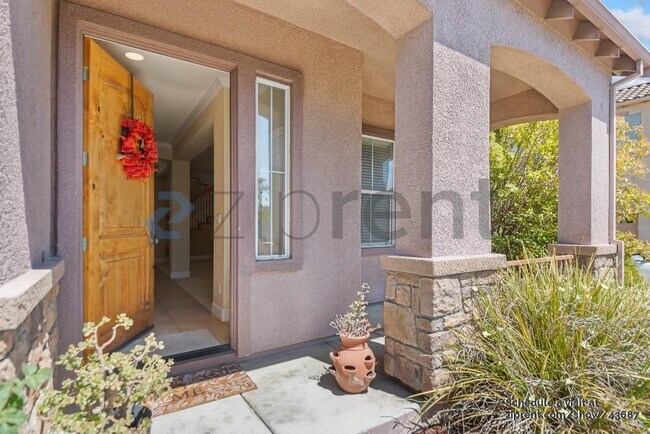 Foto del edificio - 5849 Penwood Ln