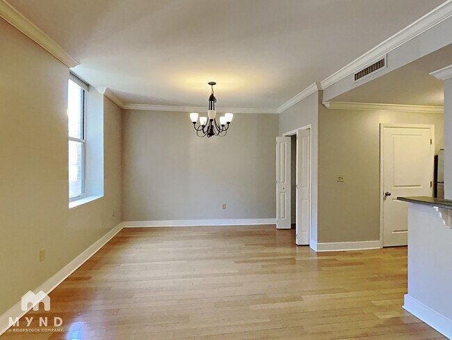 Foto del edificio - 985 Ponce De Leon Ave NE