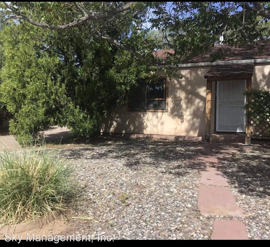 Building Photo - 1 br, 1 bath House - 228 B Hermosa NE