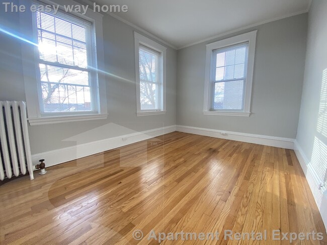 Building Photo - 156-158 Summer St Unit #314