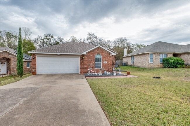 Building Photo - 8169 Whitney Ln