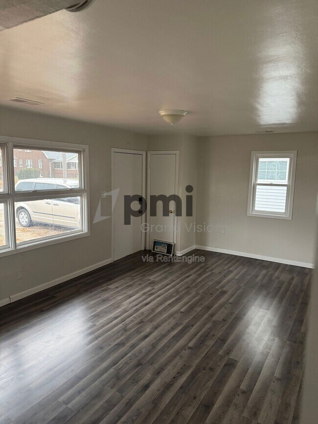 Foto del edificio - 309 E Garfield Ave