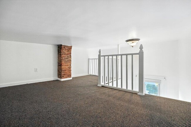 Foto del edificio - 122 Hutton St