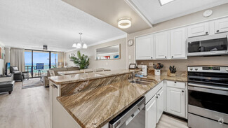 Building Photo - 7205 Thomas Dr