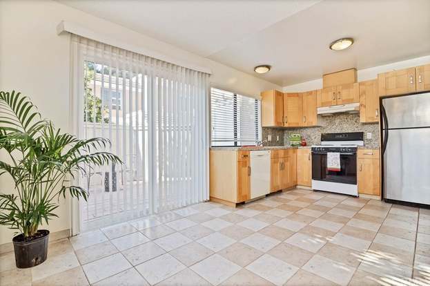 Building Photo - 8 Rosemary-