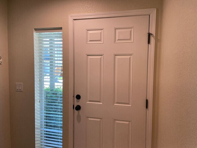 Foto del edificio - Very Nice 3 Bedroom 2.5 Bathroom Condo