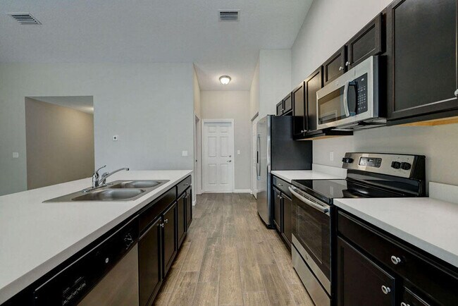 Foto del edificio - 943 SW Harvard Rd