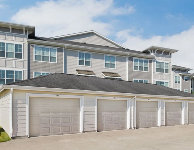Building Photo - Apartment for Rent