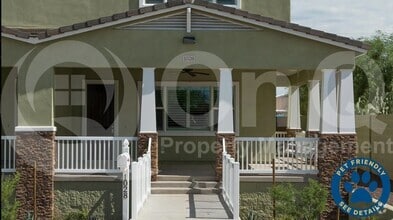 Building Photo - 1028 E Curry Rd