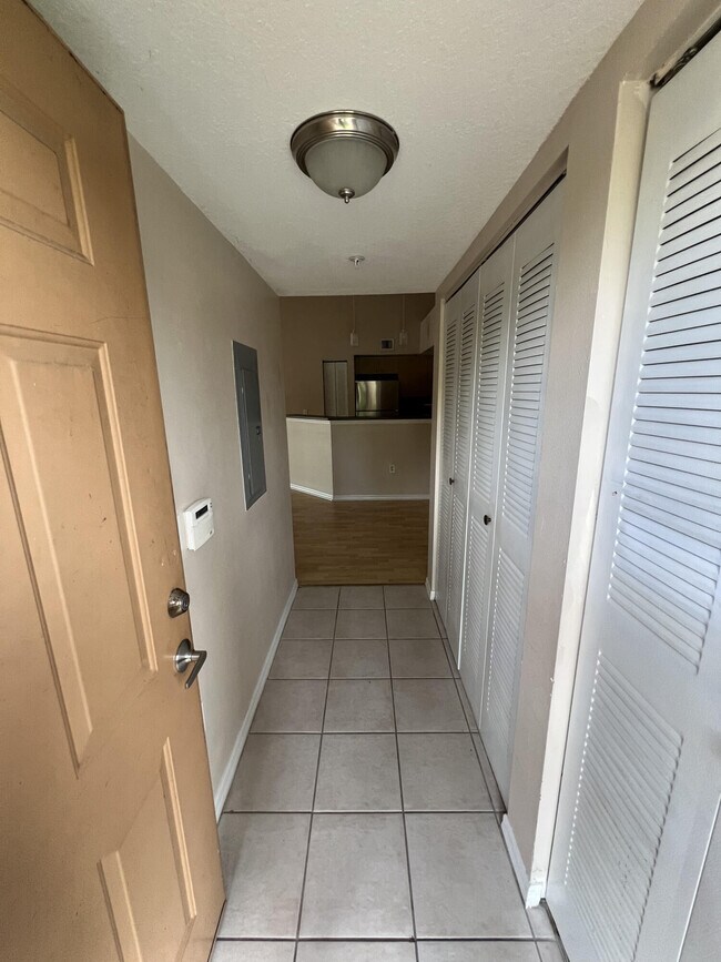 Foto del edificio - 4171 San Marino Blvd