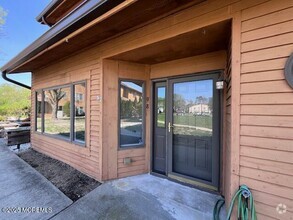 Building Photo - 98 Northrup Dr